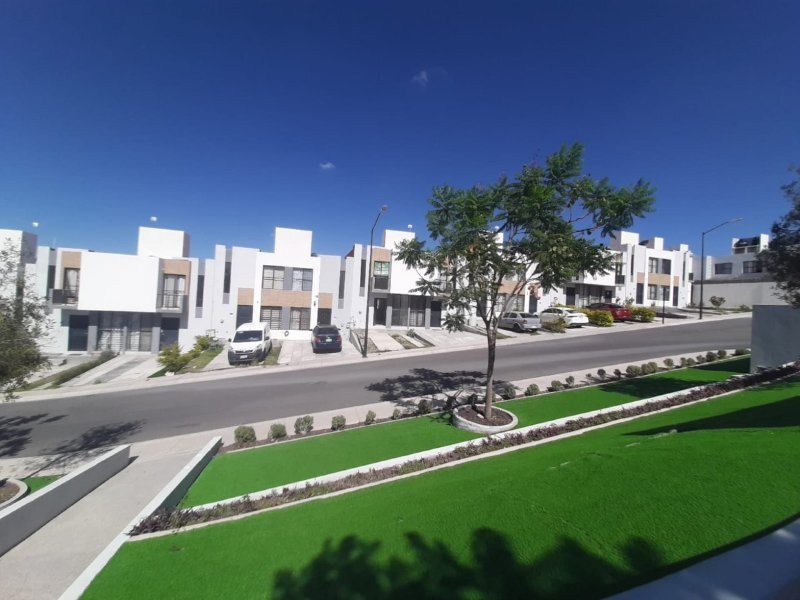 WhatsApp Image 2025-06-07 at 10.02.53 PM